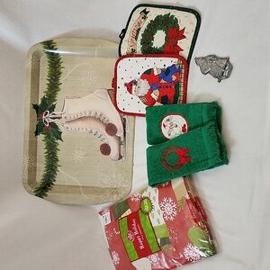 7pc Holiday Kitchen Accessories